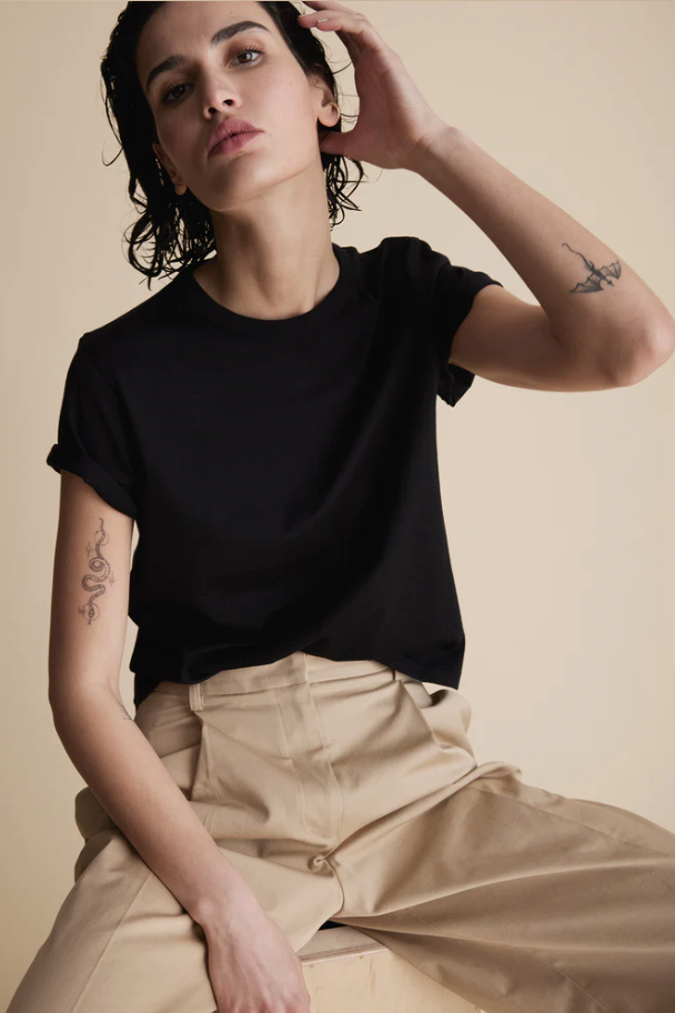 soldout.nyc the iconically soft perfect tee black