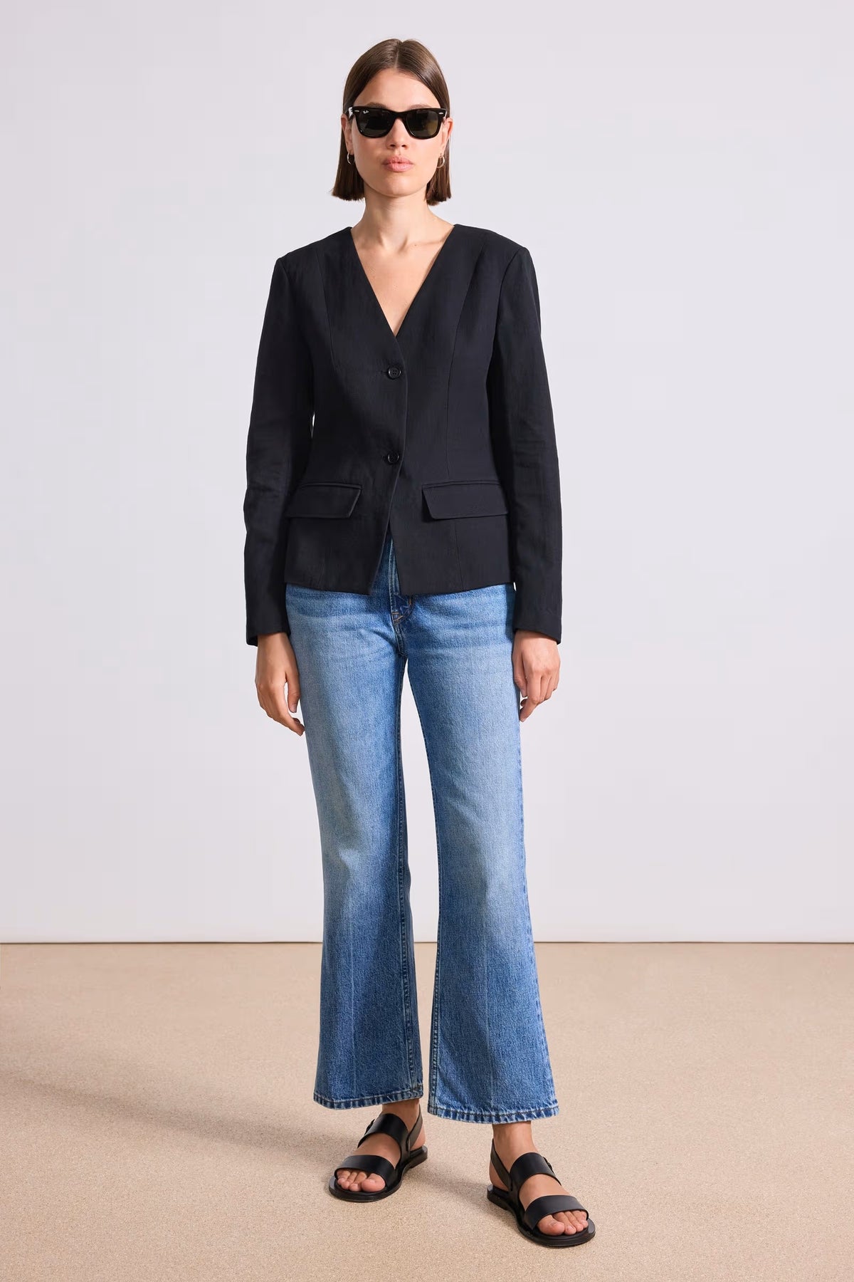 apiece apart asma blazer top black