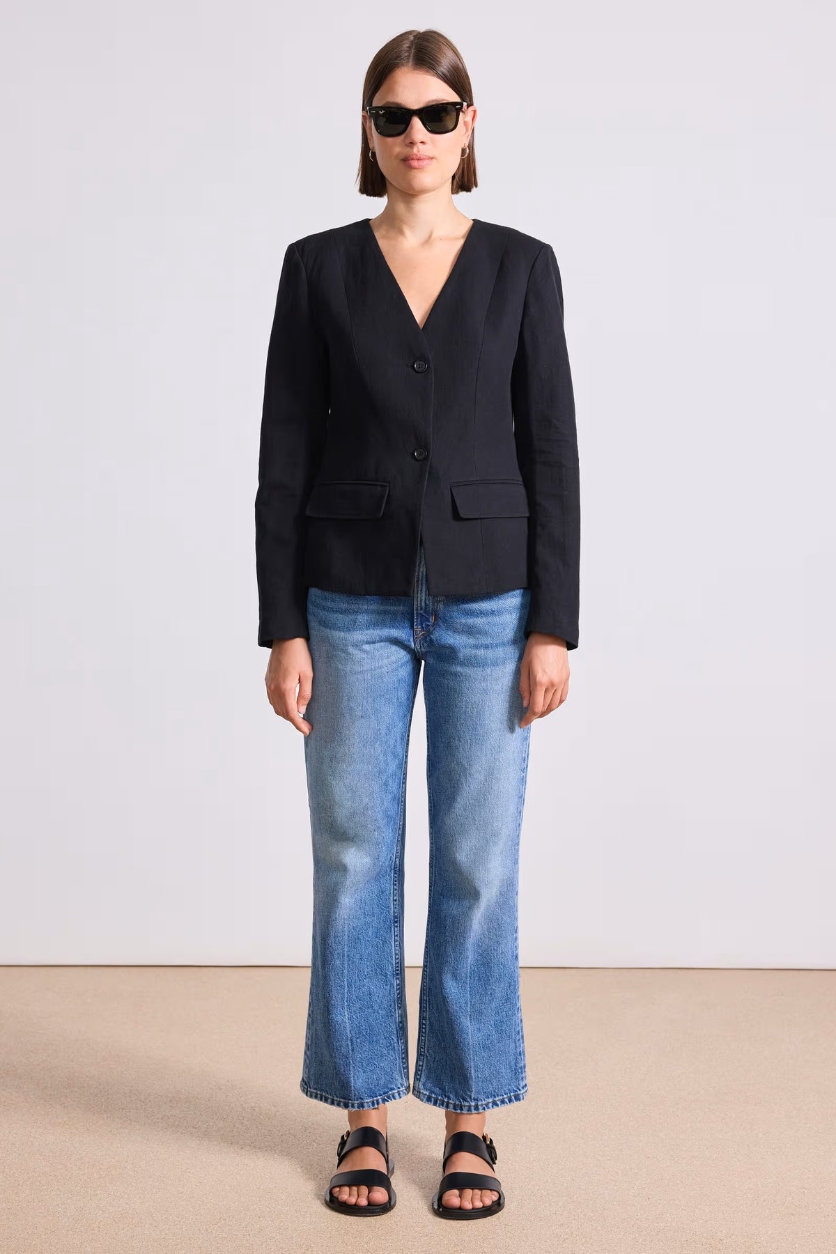 apiece apart asma blazer top black