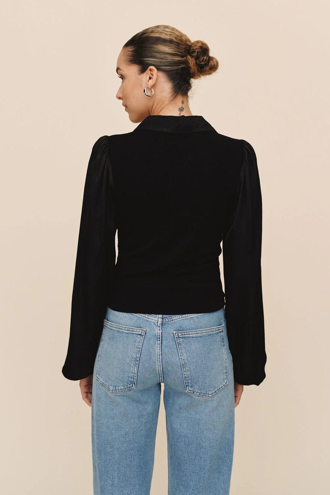 bella dahl collared v-neck black