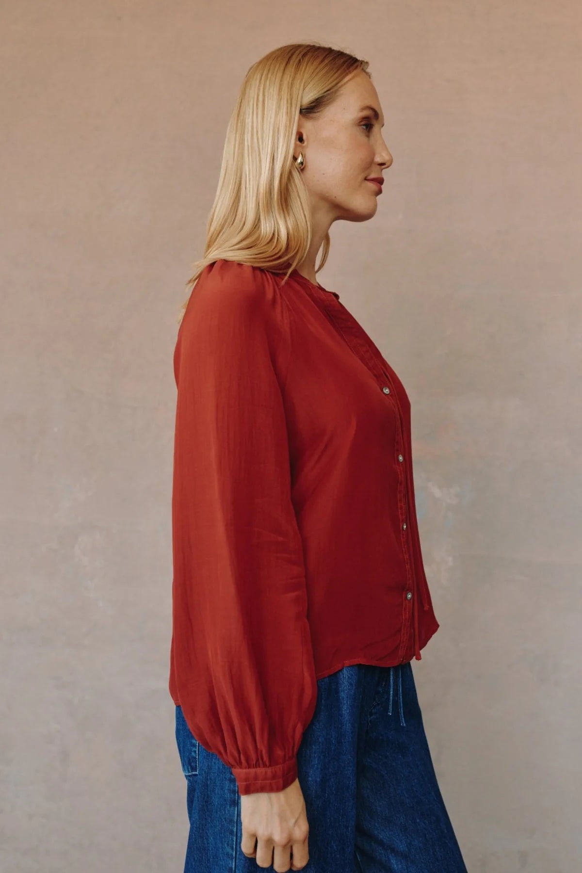 bella dahl raglan button down warm brandy