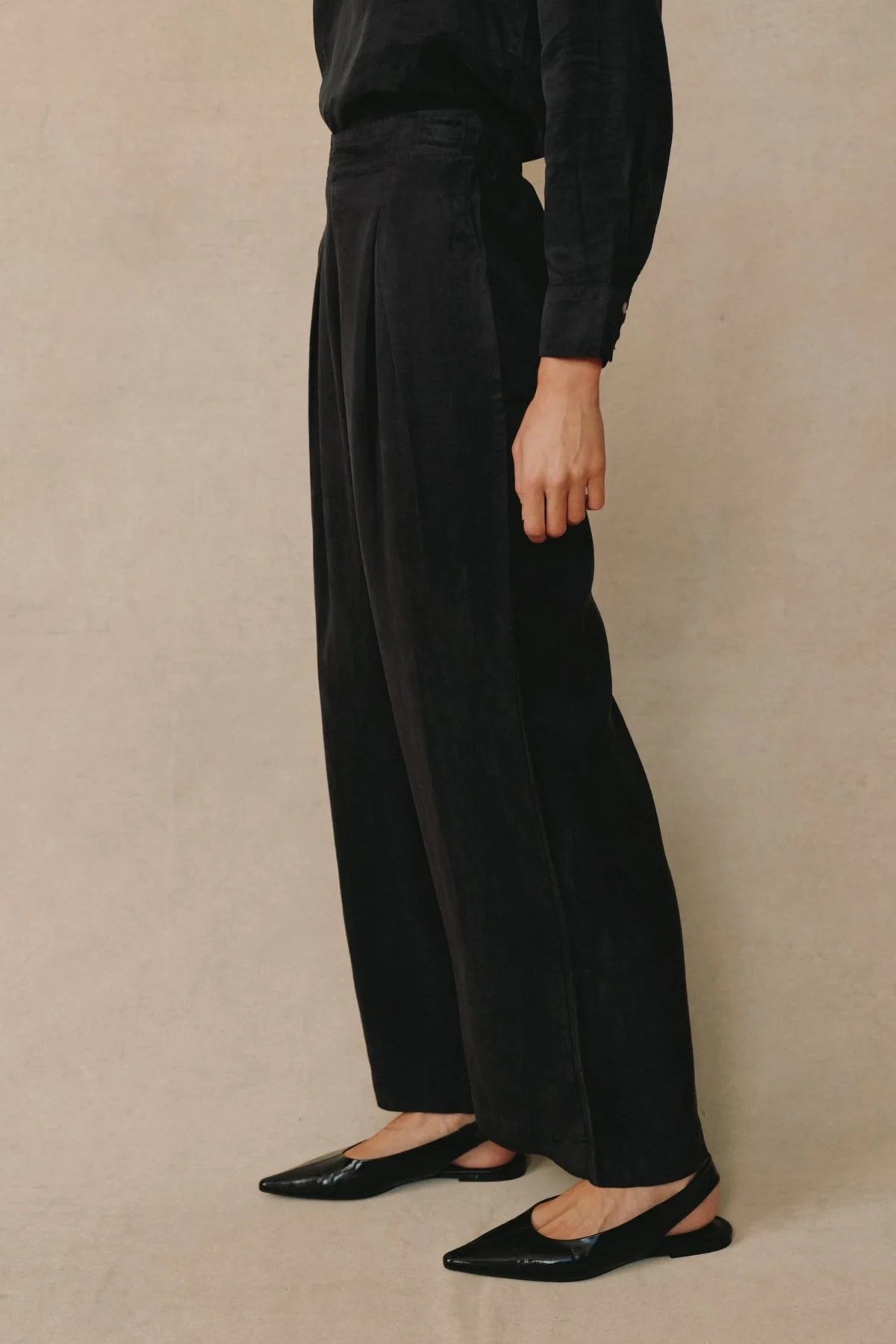 bella dahl inverted pleat wide leg black