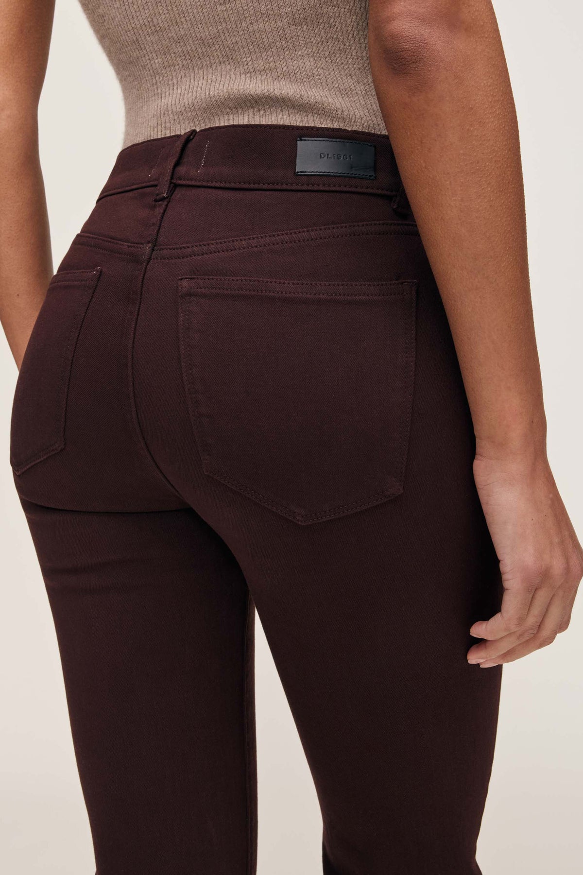 dl1961 mara straight ankle fig