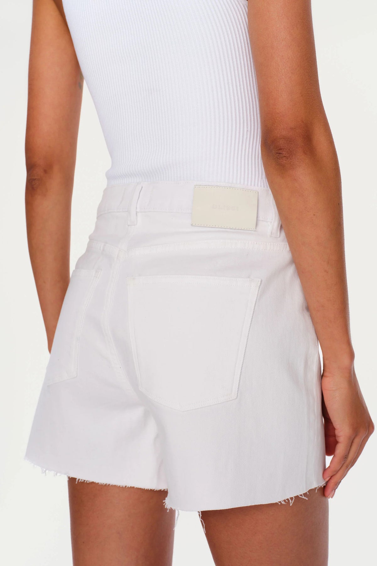 dl1961 zoie short white