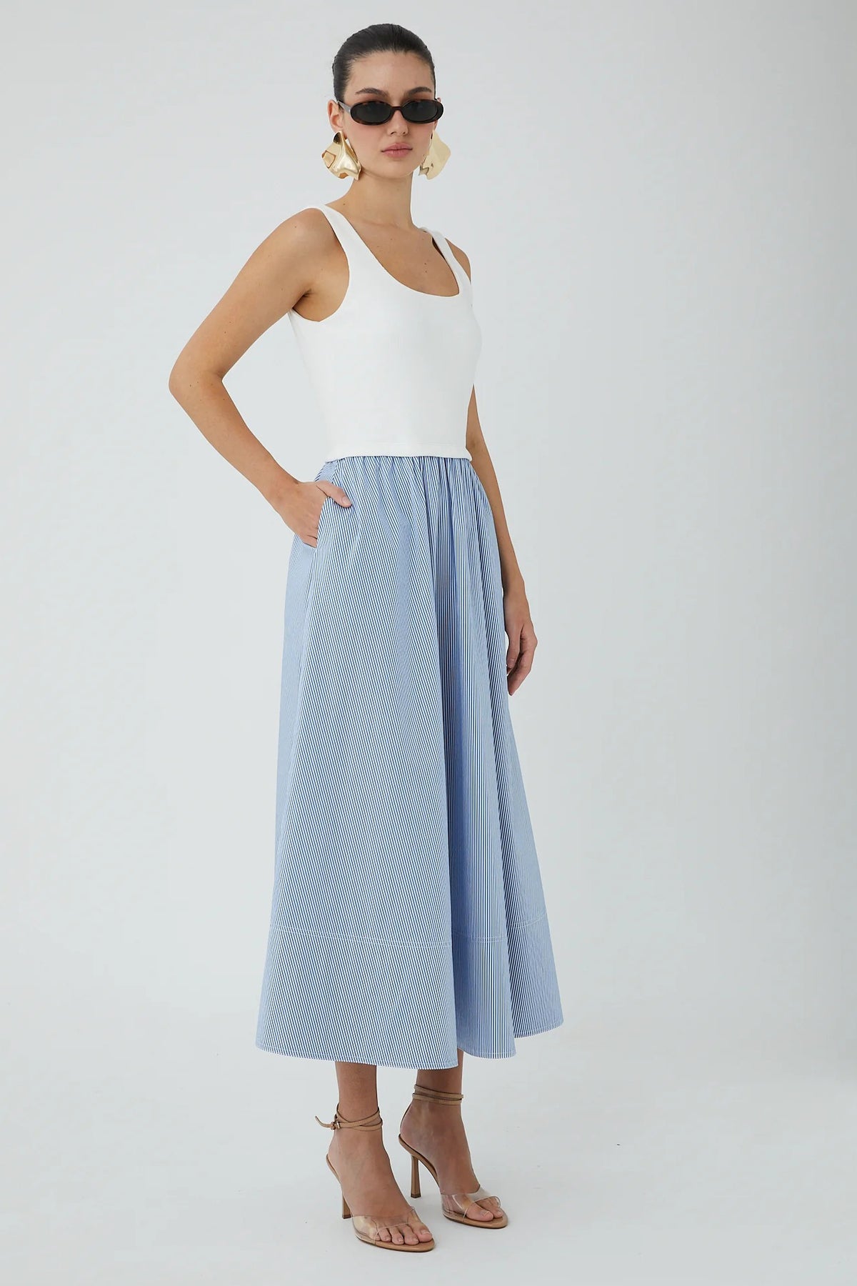 js71 inez dress white blue stripes