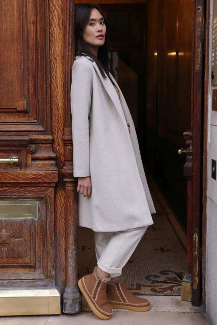 laidback london setsu ankle boot camel beige