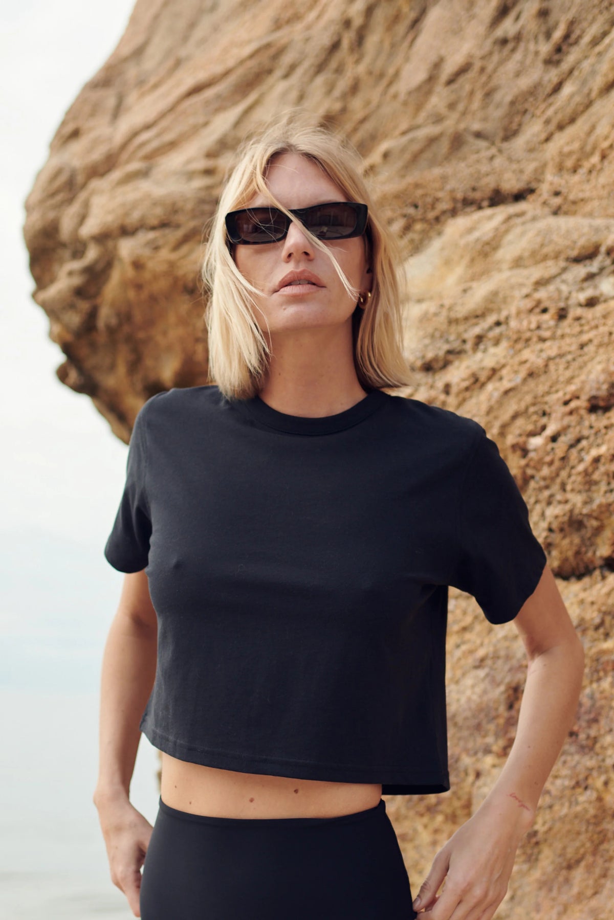 soldout.nyc the cropped perfect tee black