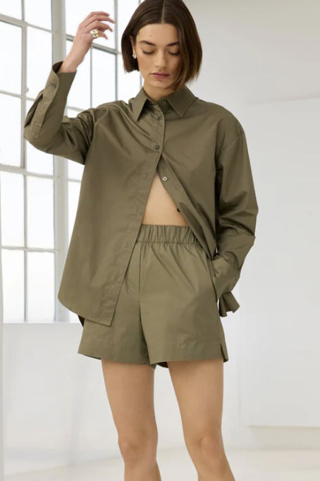 soldout.nyc the everything short olive
