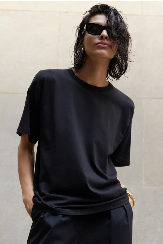 soldout.nyc the oversized tee black