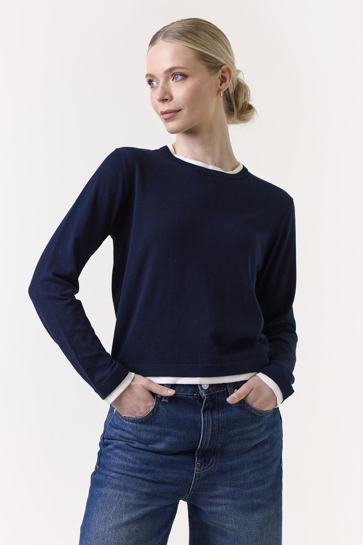 wispr by brodie double contrast crew navy