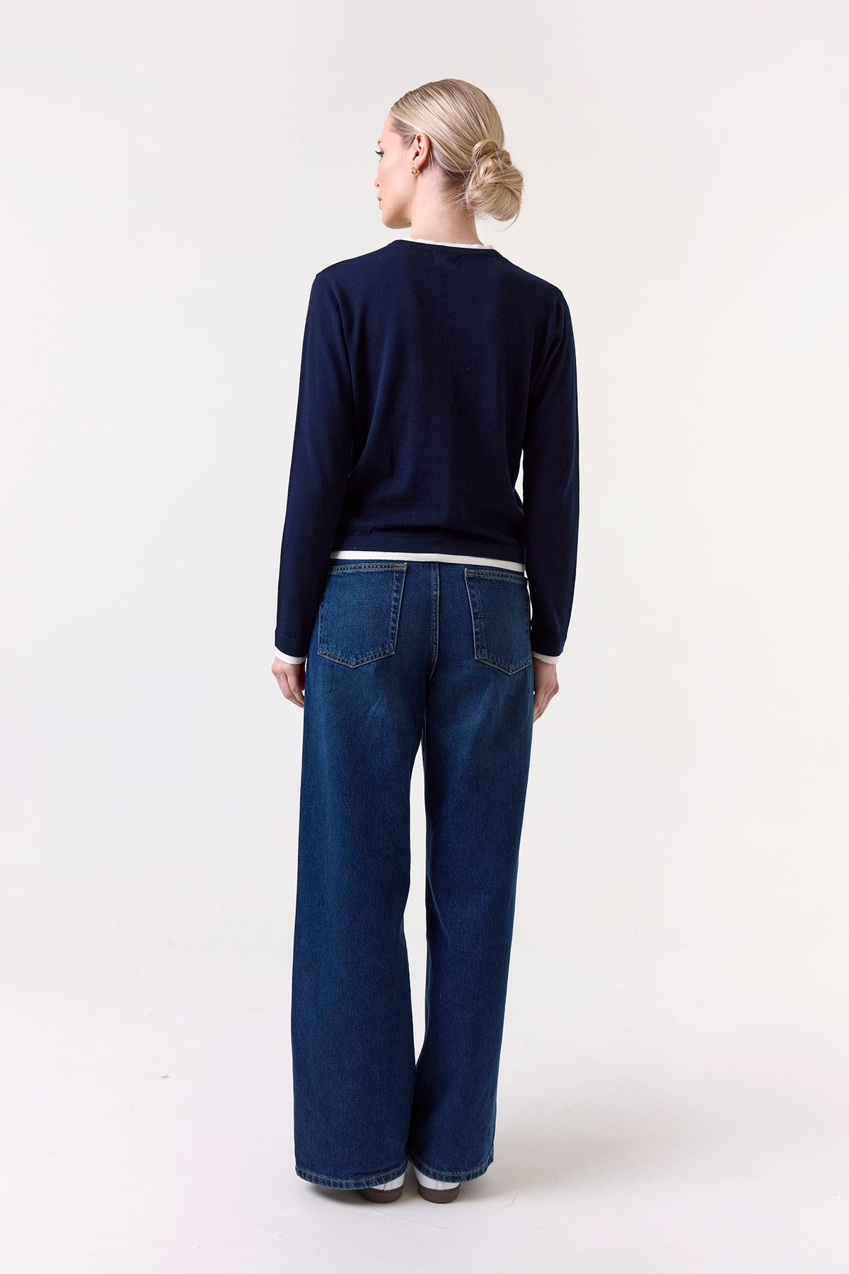 wispr by brodie double contrast crew navy