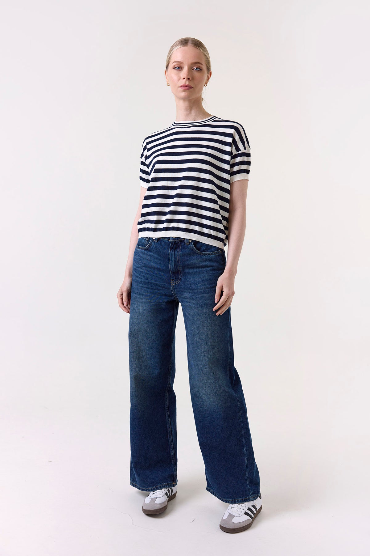 wispr by brodie bree stripe boxy tee navy ivory