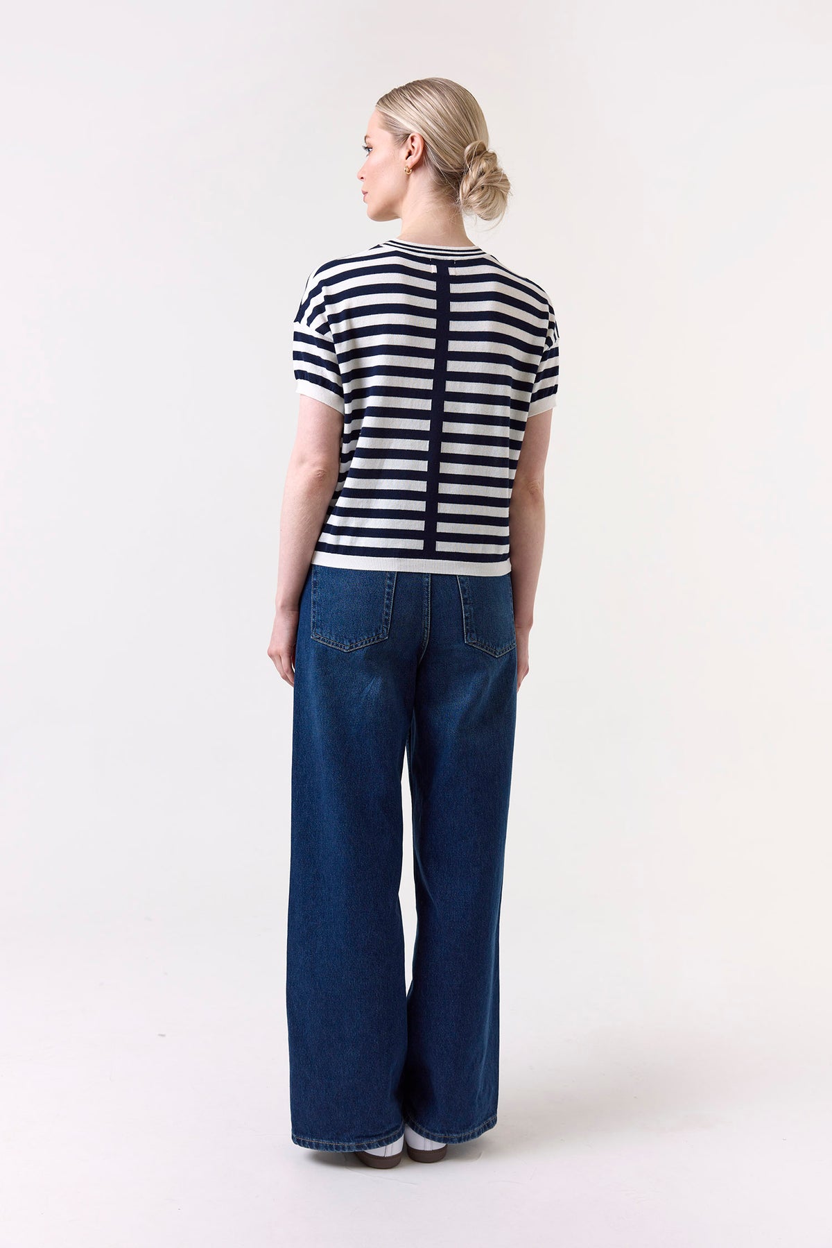 wispr by brodie bree stripe boxy tee navy ivory