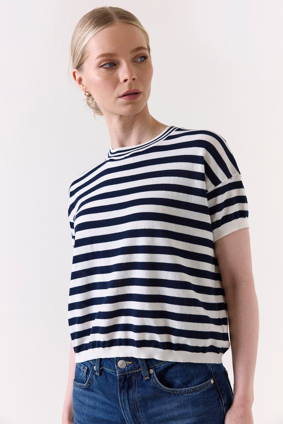 wispr by brodie bree stripe boxy tee navy ivory