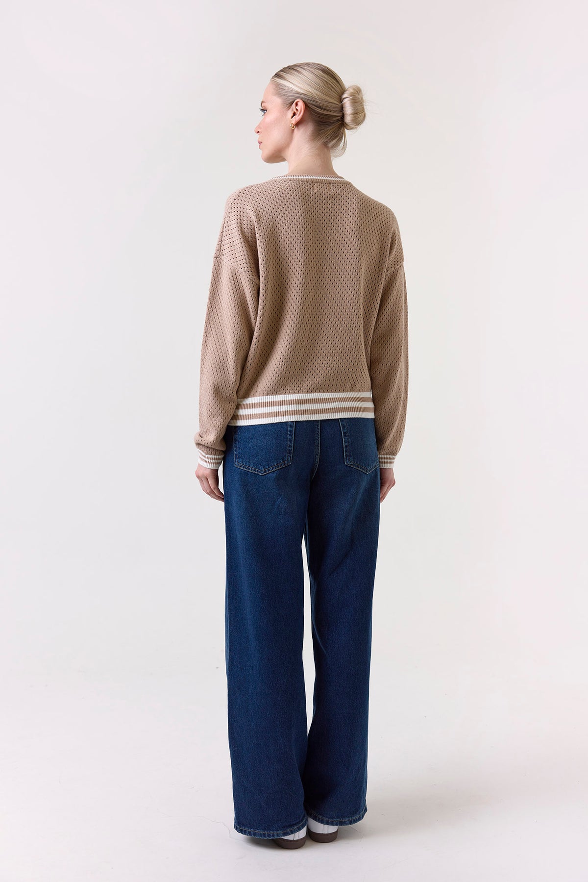 wispr by brodie vanessa stripe detail crew light brown ivory