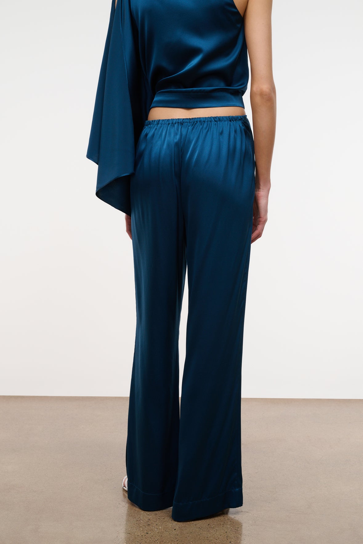 staud stroll silk pant harbor