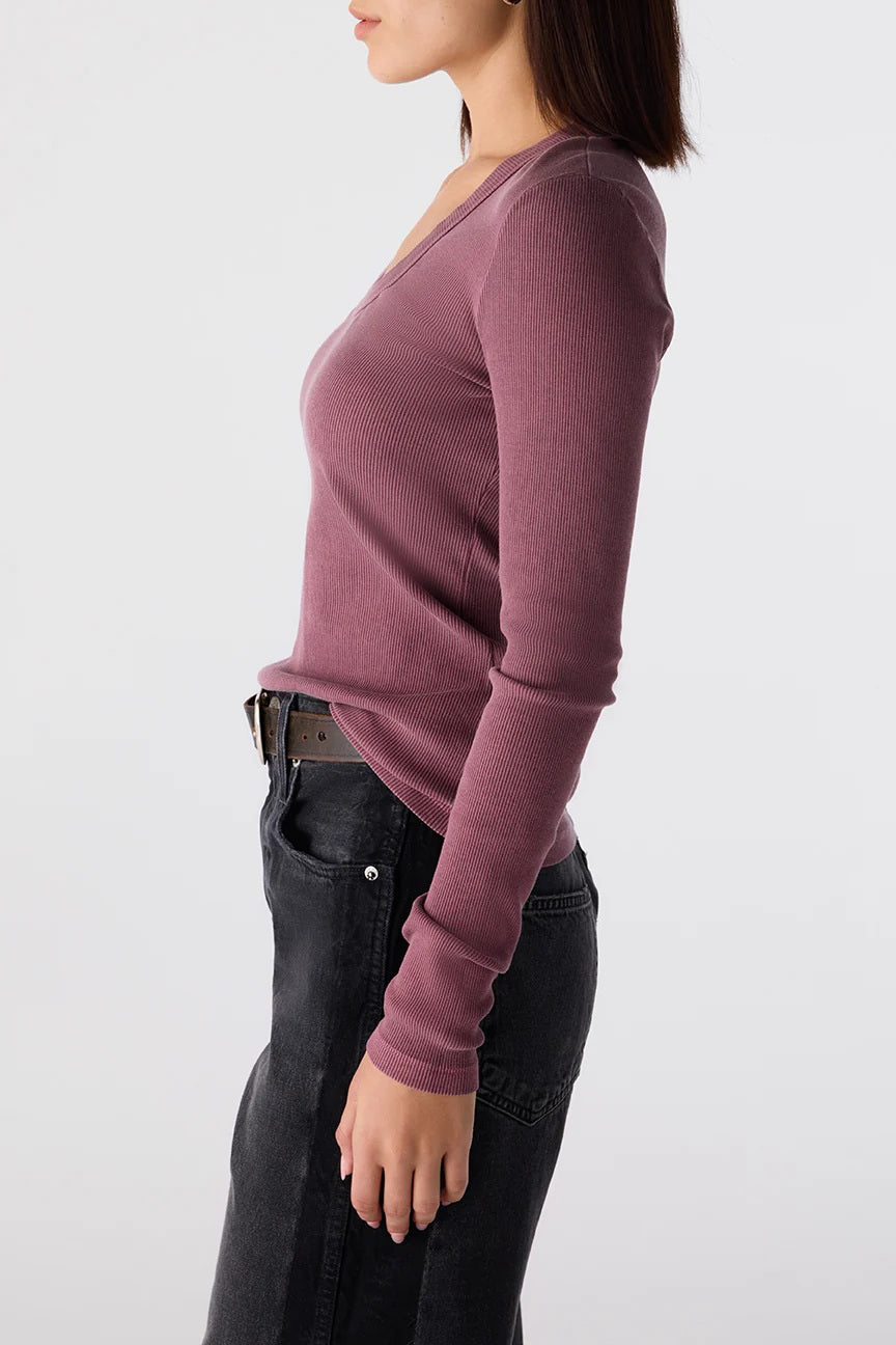 amo nico tee bloom