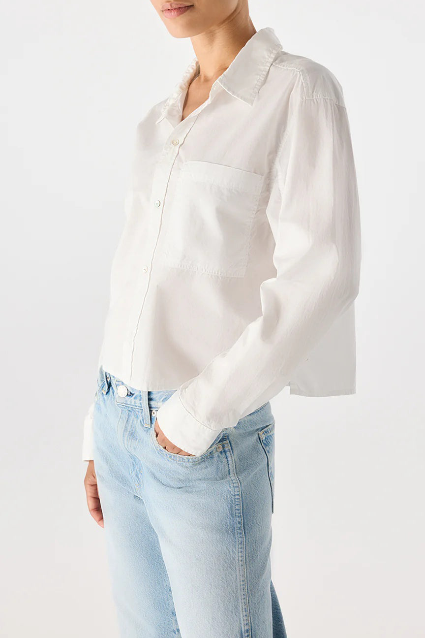 amo ruth crop white