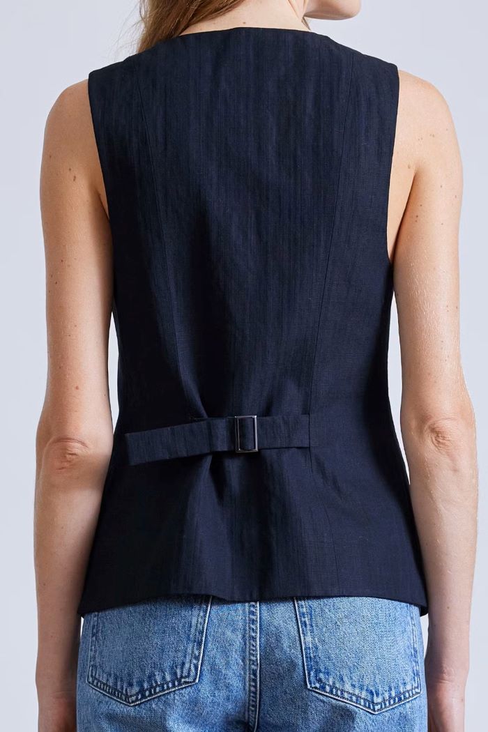 apiece apart marca tunic vest