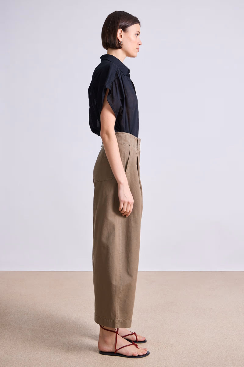 apiece apart cropped cybil trouser oak