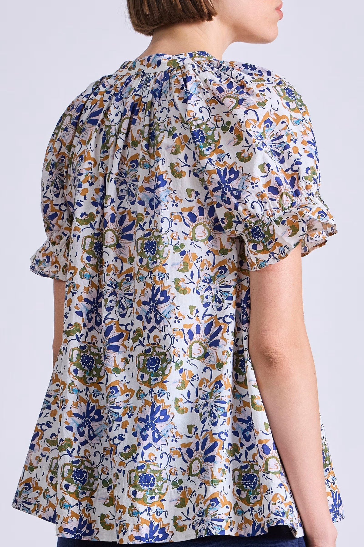 apiece apart lo capo top batik floral cream
