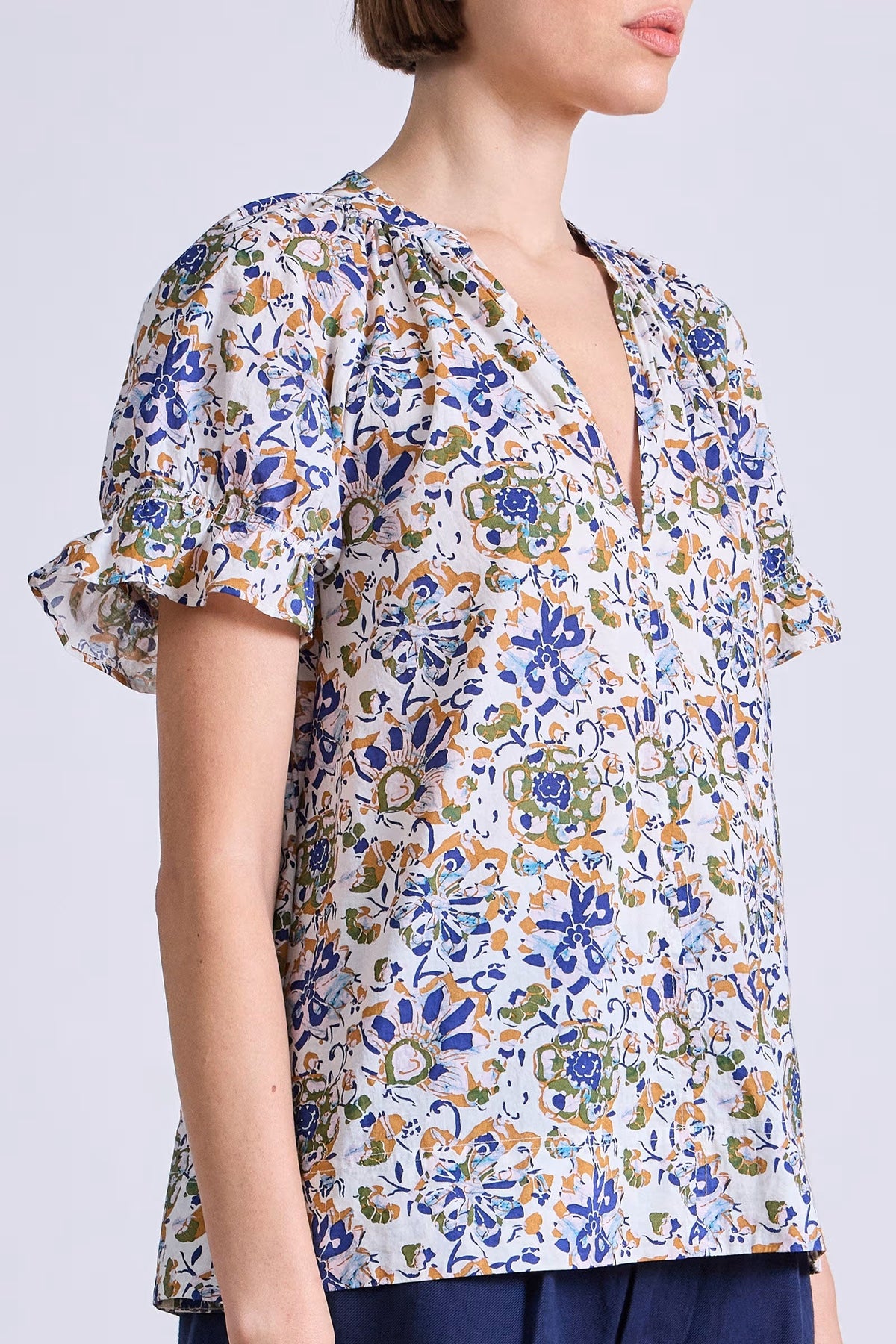 apiece apart lo capo top batik floral cream