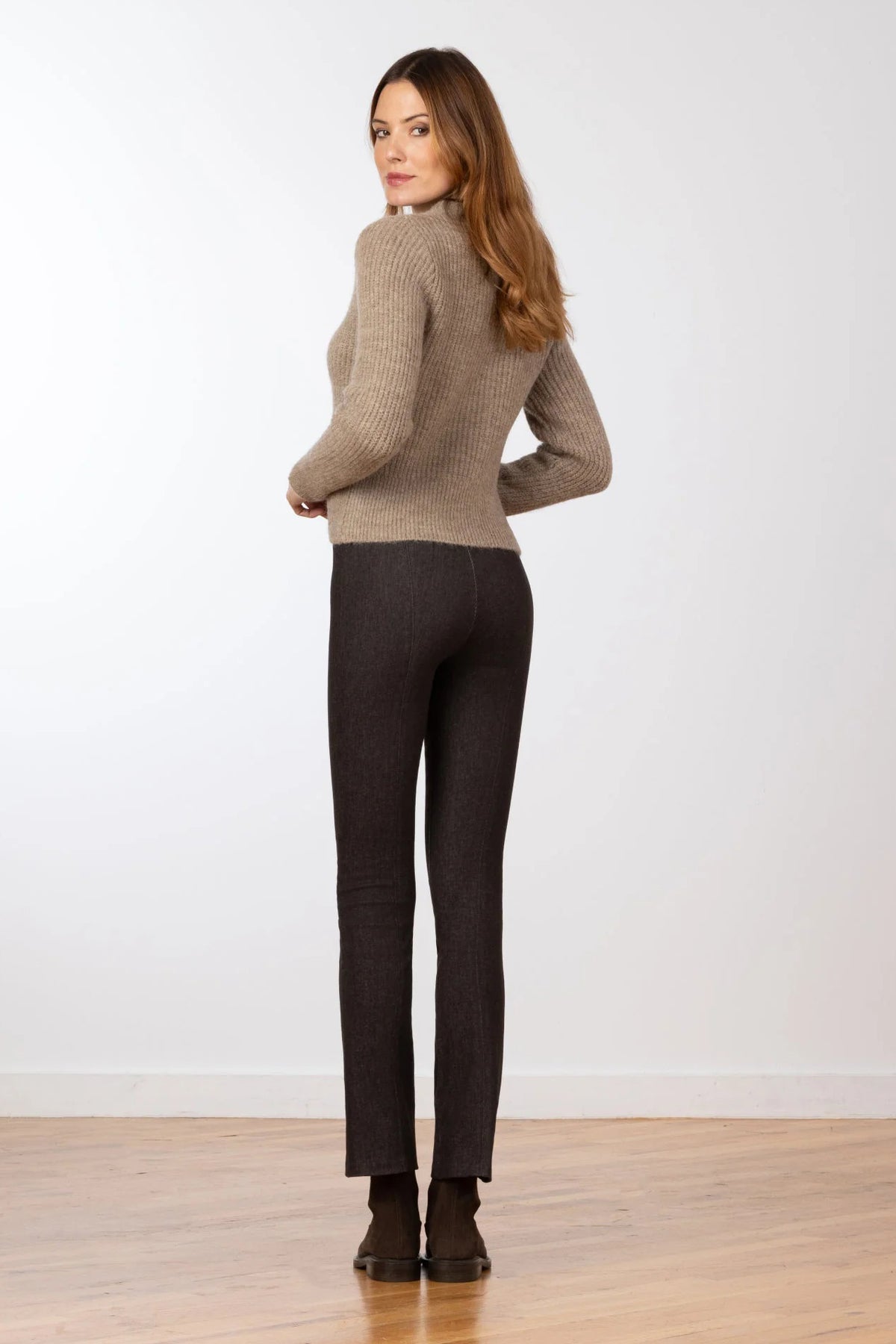 avenue montaigne jet set brown denim