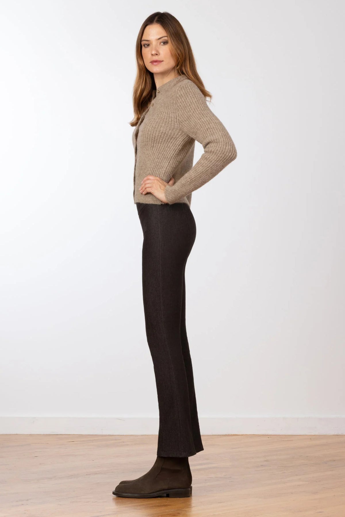 avenue montaigne jet set brown denim