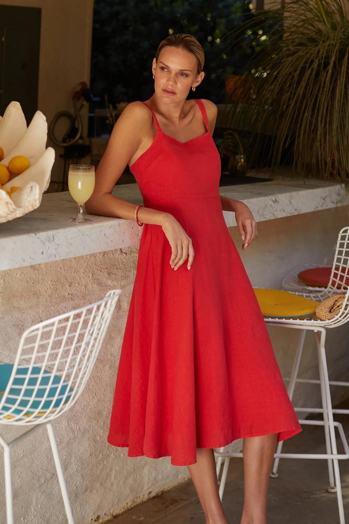 bella dahl apron midi scarlet sand