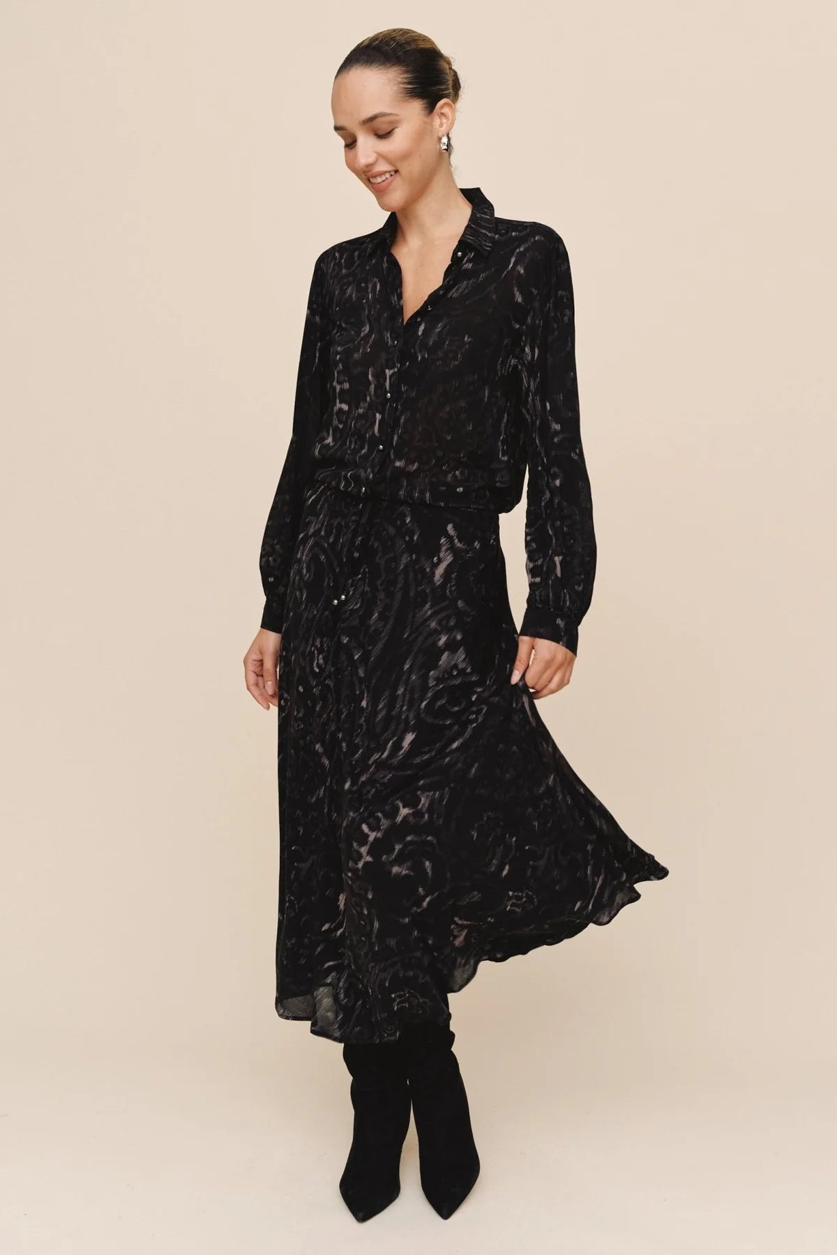 bella dahl bias full skirt with tie black paisley 