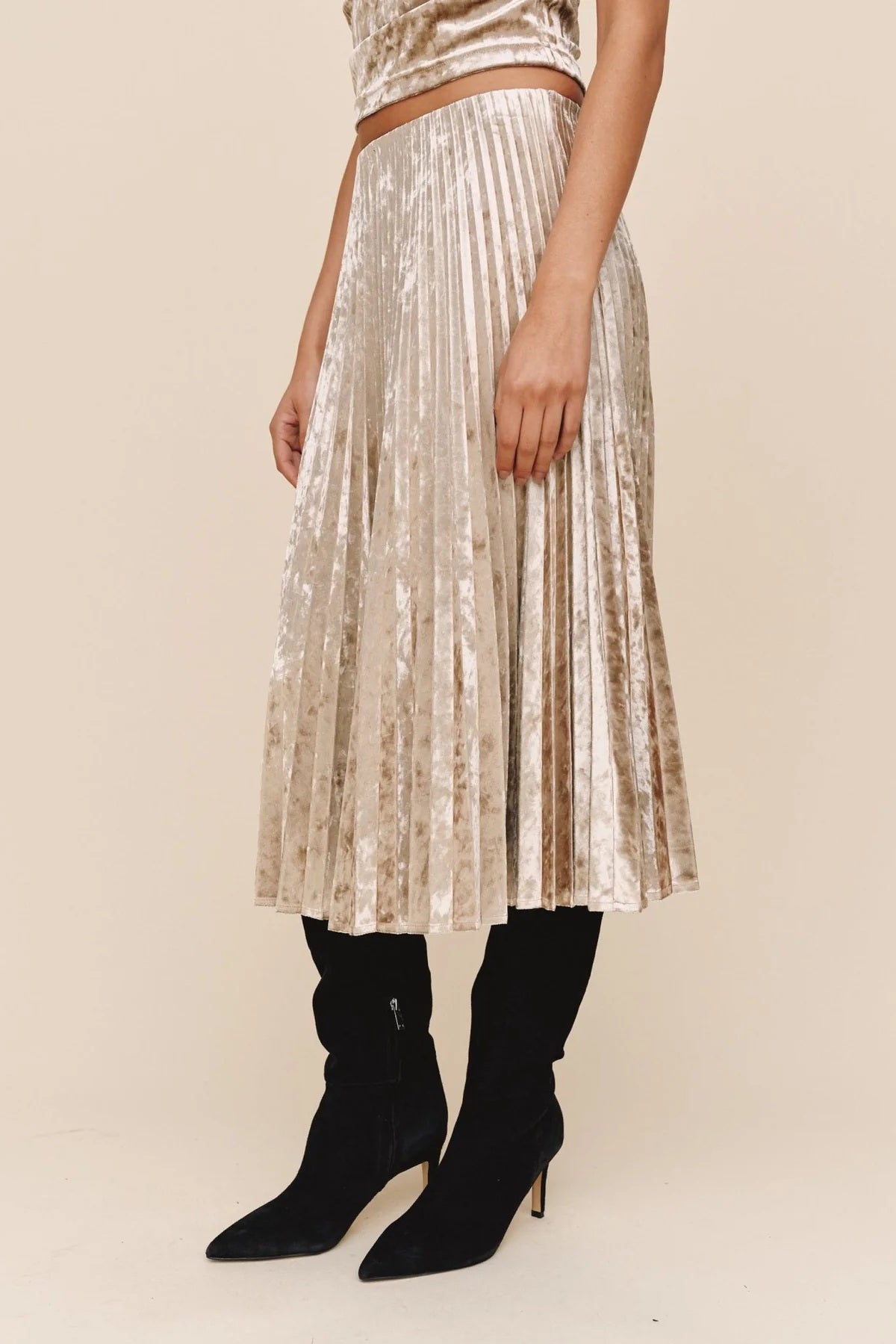 bella dahl clean waist pleated skirt mocha softee