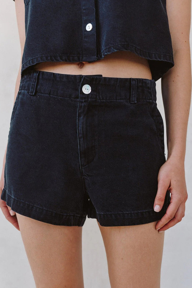 bella dahl elle playa trouser short antique black