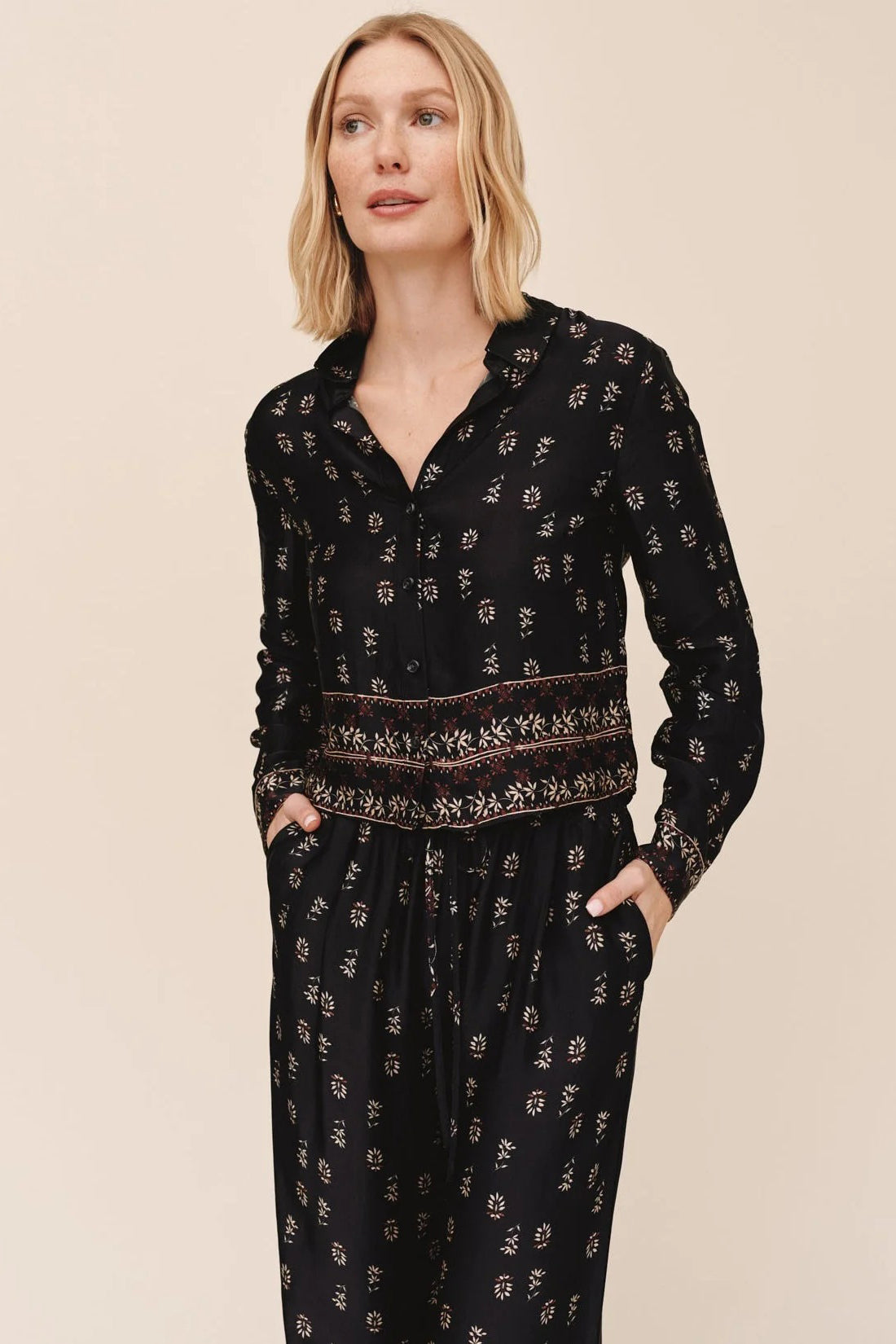 bella dahl long sleeve crop shirt floral border print