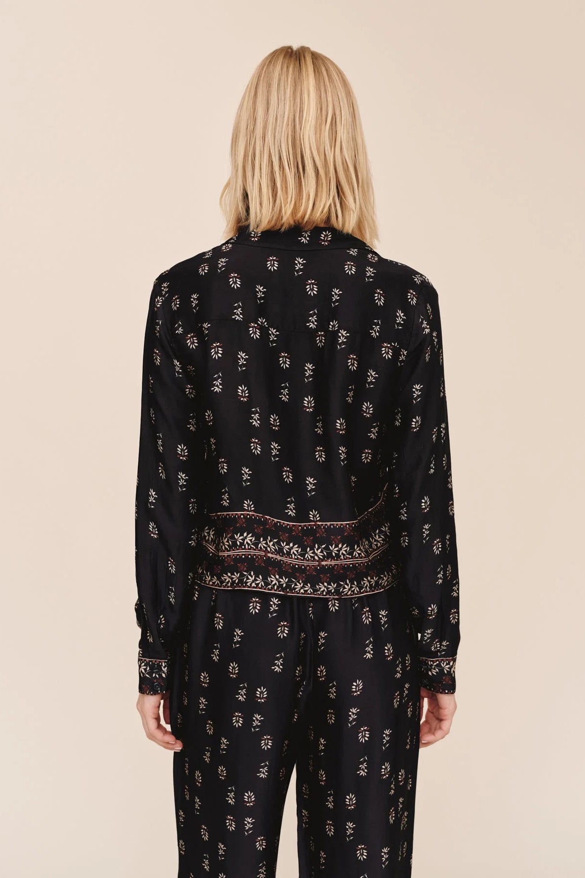 bella dahl long sleeve crop shirt floral border print