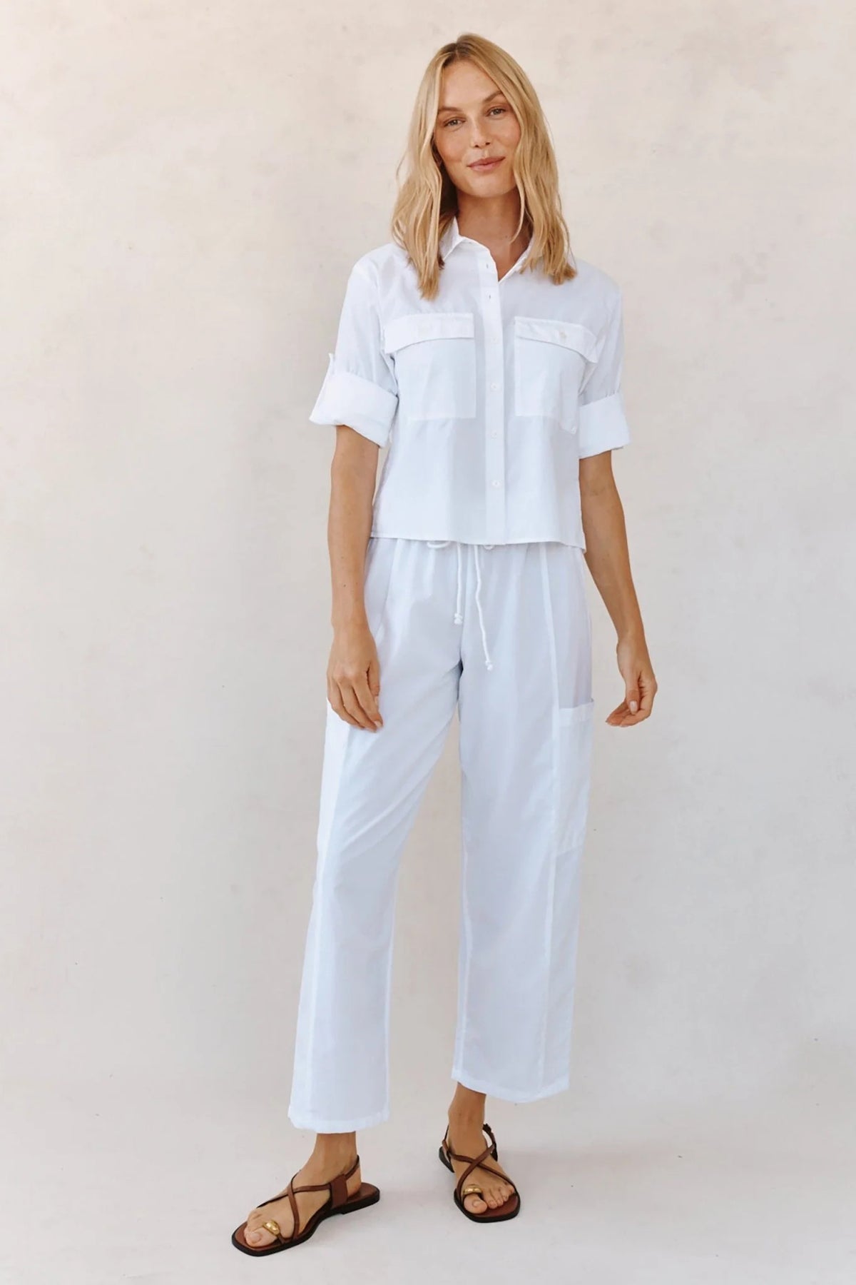 bella dahl long sleeve crop utility shirt white