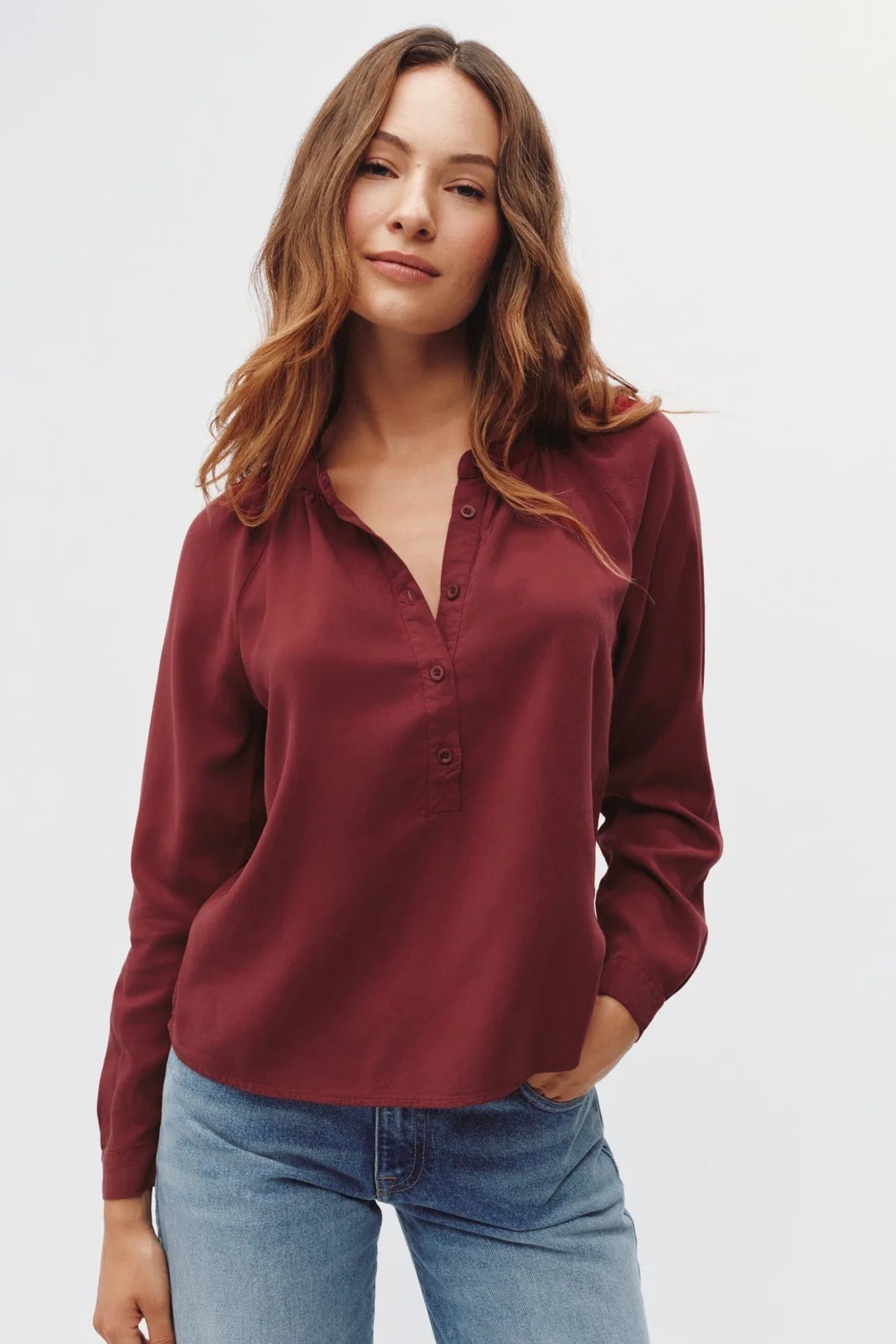 bella dahl wide placket pullover deep crimson