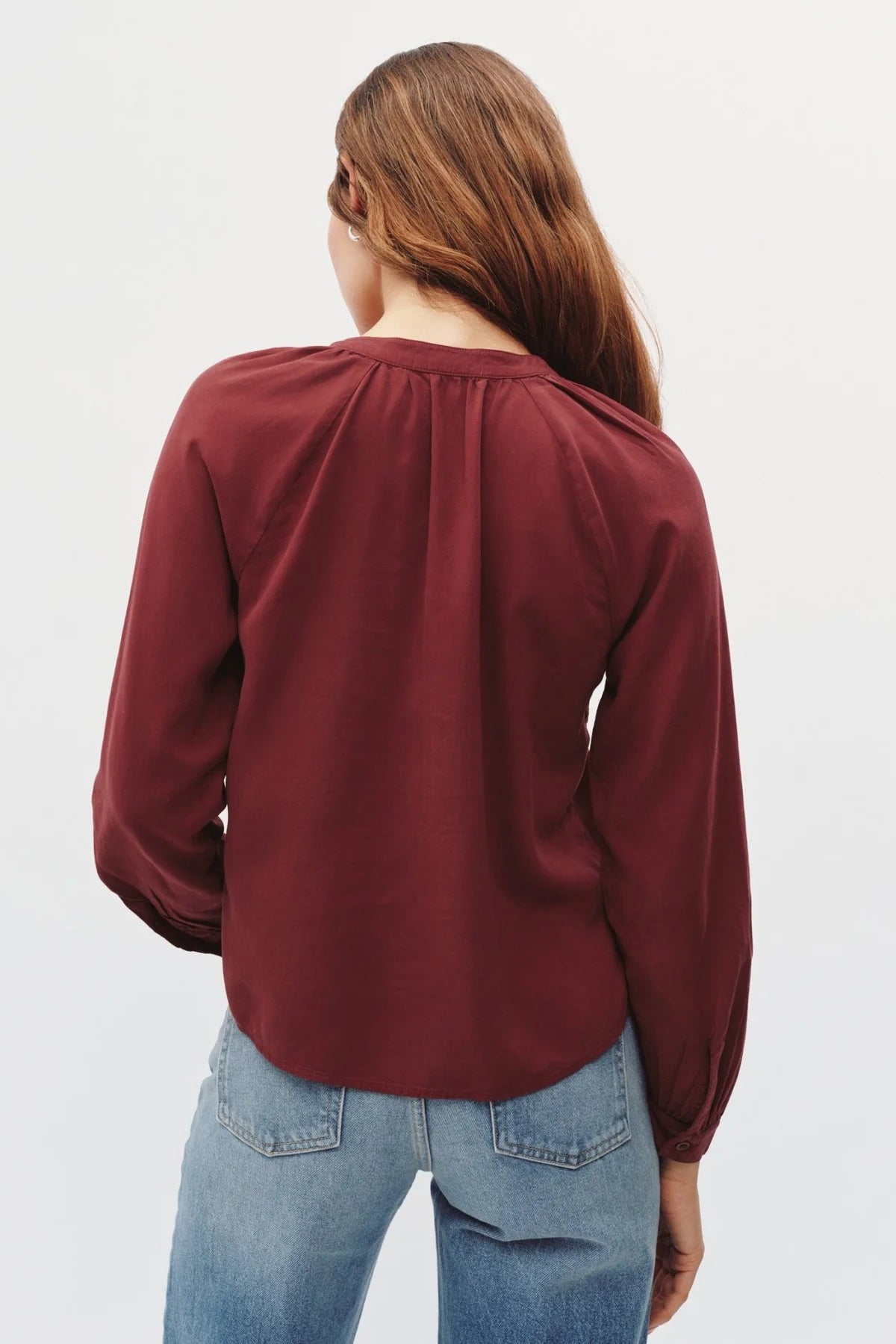 bella dahl wide placket pullover deep crimson