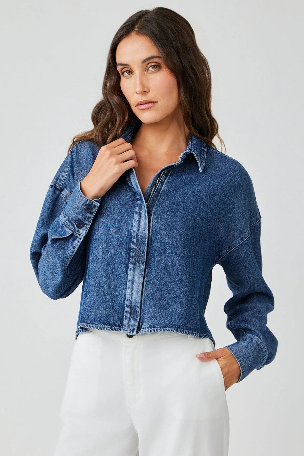 bella dahl oversize cropped shacket horizon wash