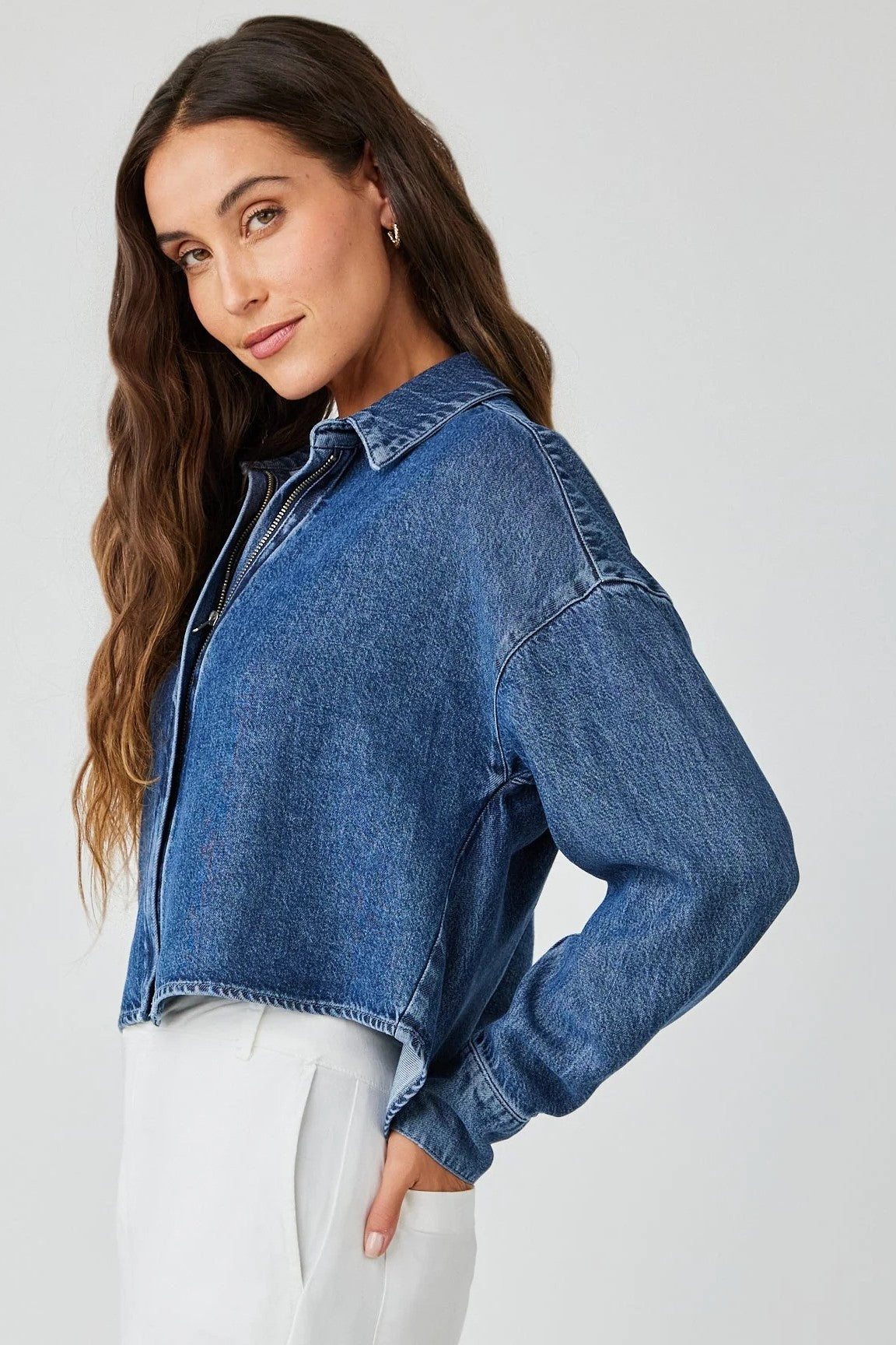 bella dahl oversize cropped shacket horizon wash