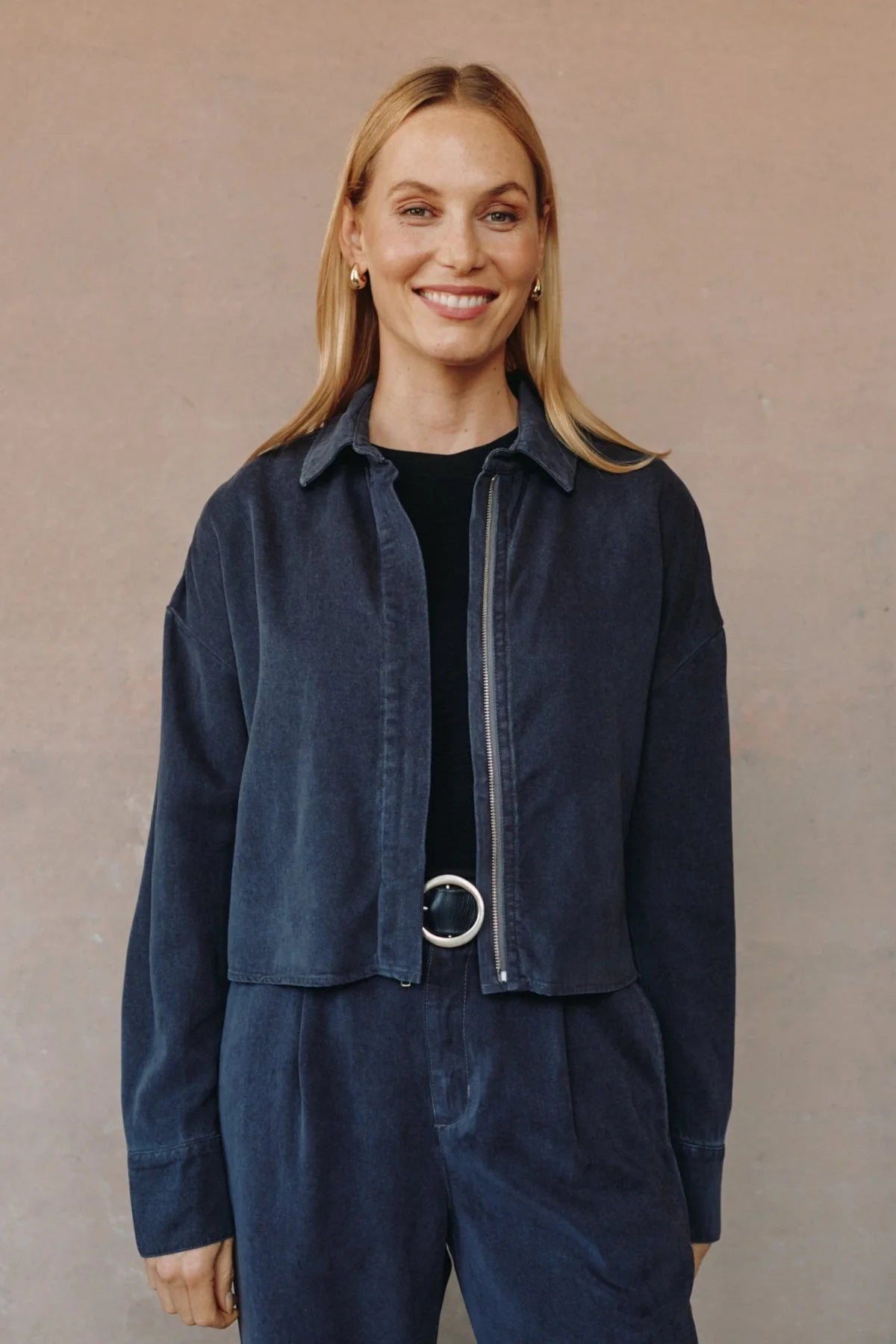 bella dahl oversized cropped shacket charcoal