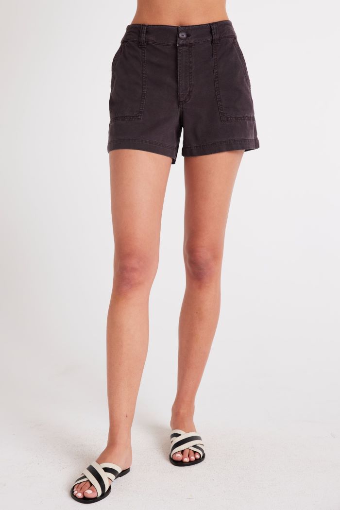 bella dahl poppy voyage pocket short black smoke 