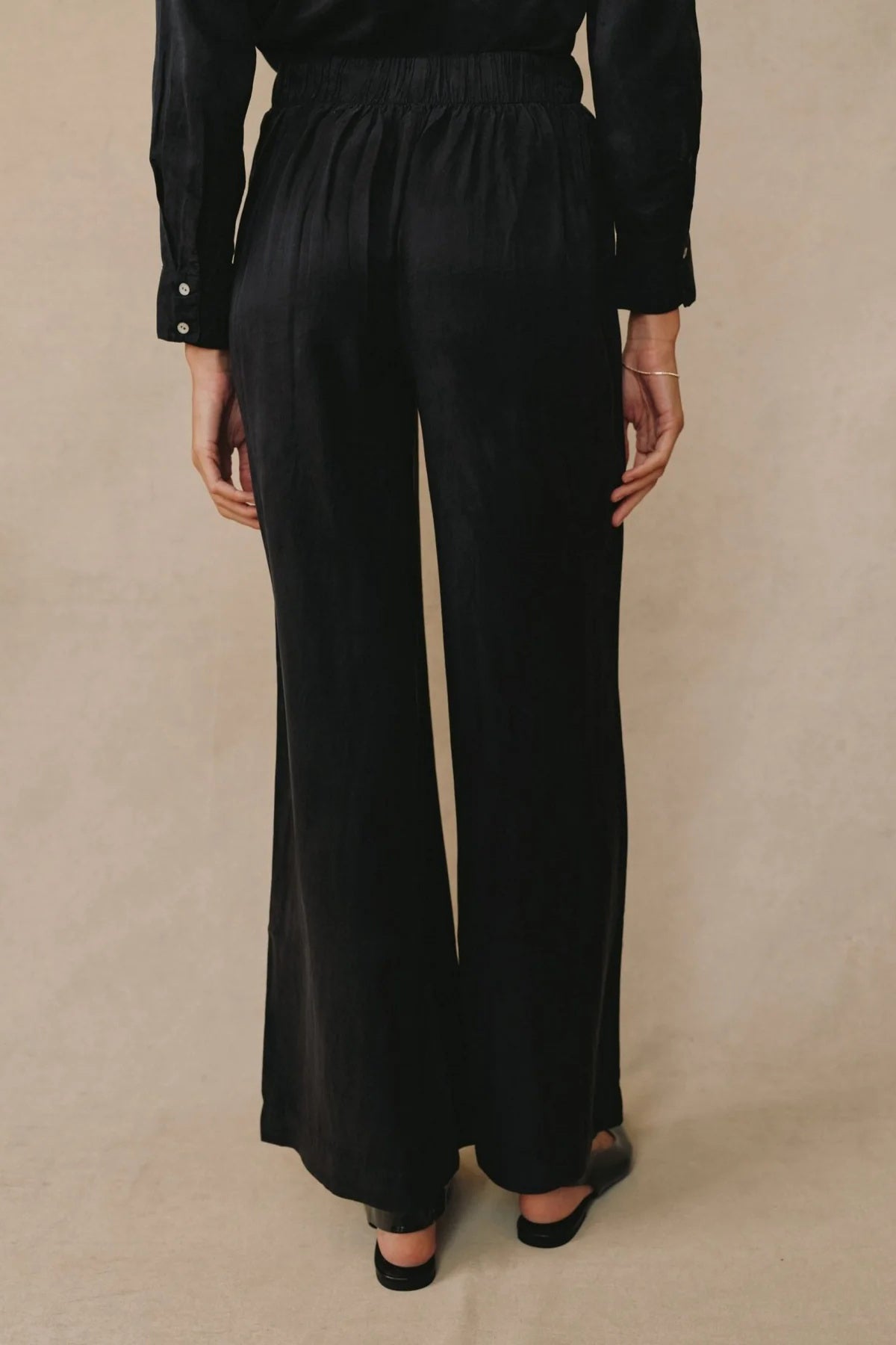 bella dahl inverted pleat wide leg black