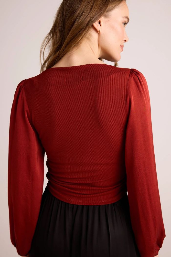 bella dahl ruched waist flowy sleeve top rustic red 