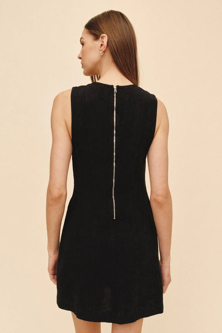 bella dahl seamed zip back dress black