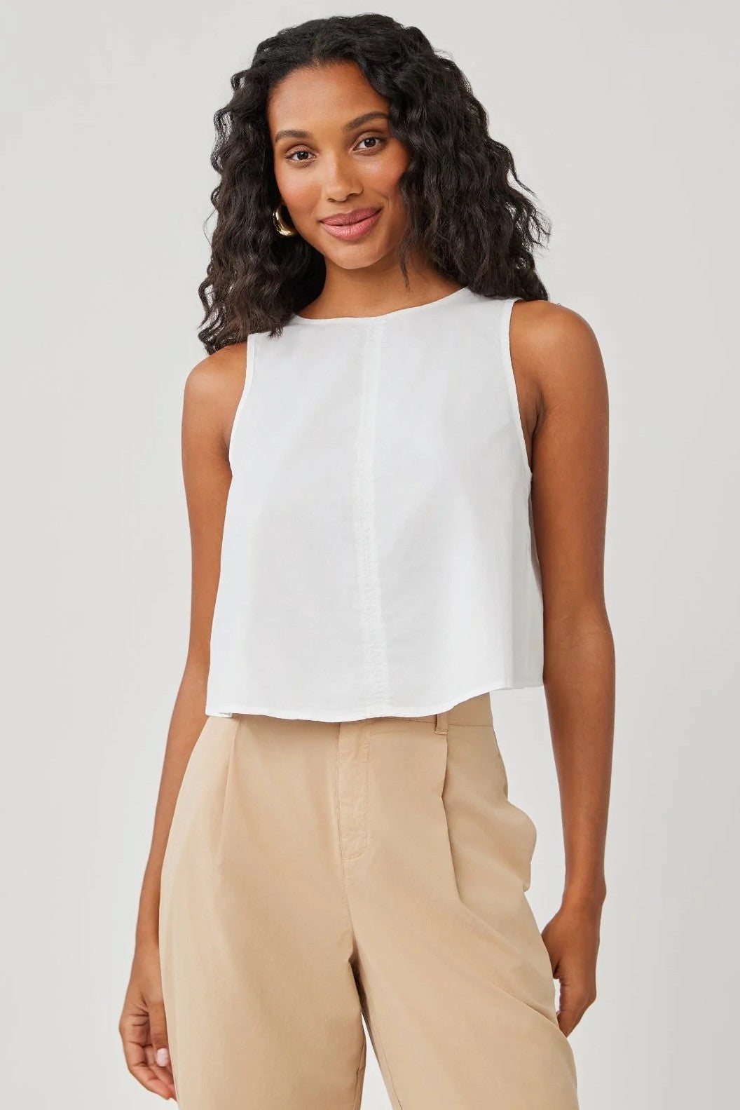 bella dahl sleeveless button back top white