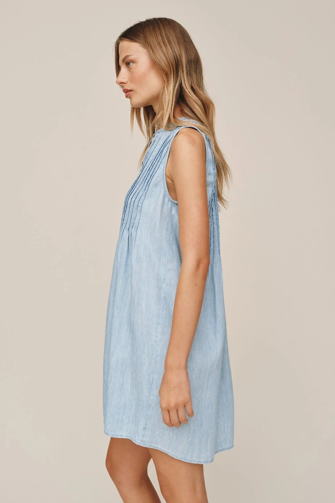 bella dahl sleeveless pintuck dress sun bleached wash