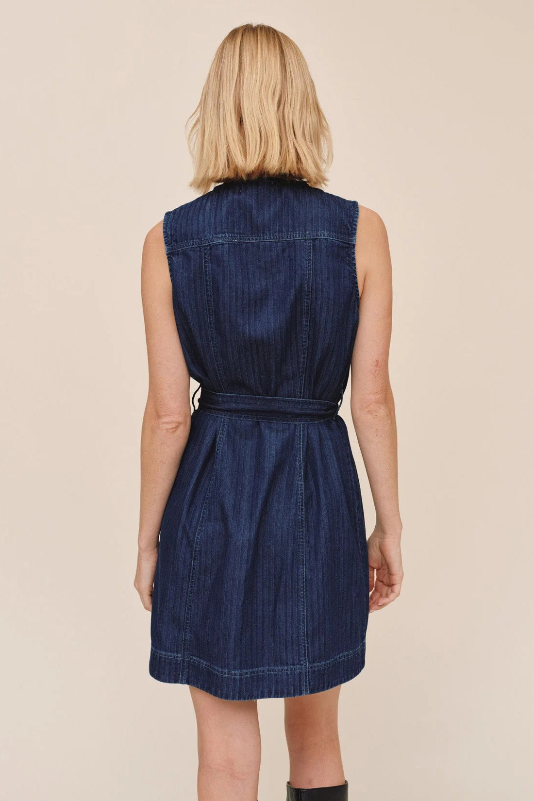 bella dahl sleeveless seamed shirt dress herringbone wash