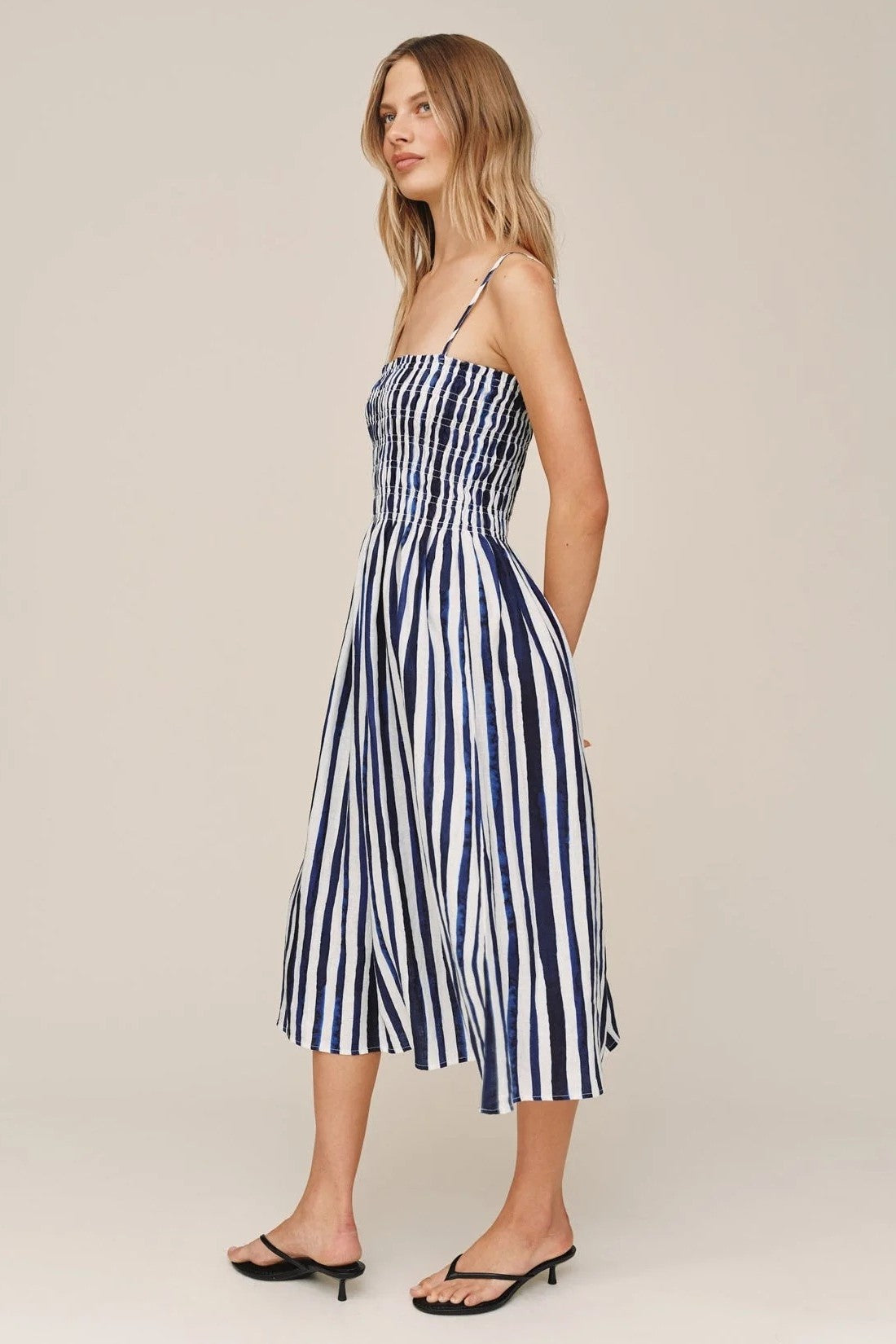 bella dahl smocked midi painted tides stripe