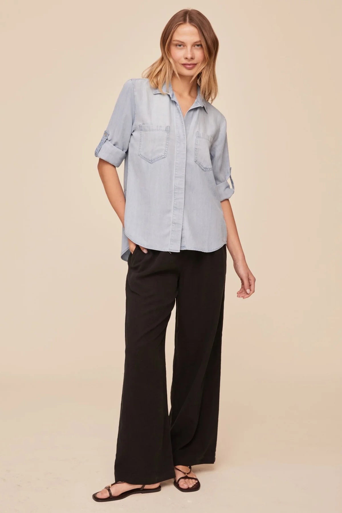 bella dahl split back button down light sunspray wash