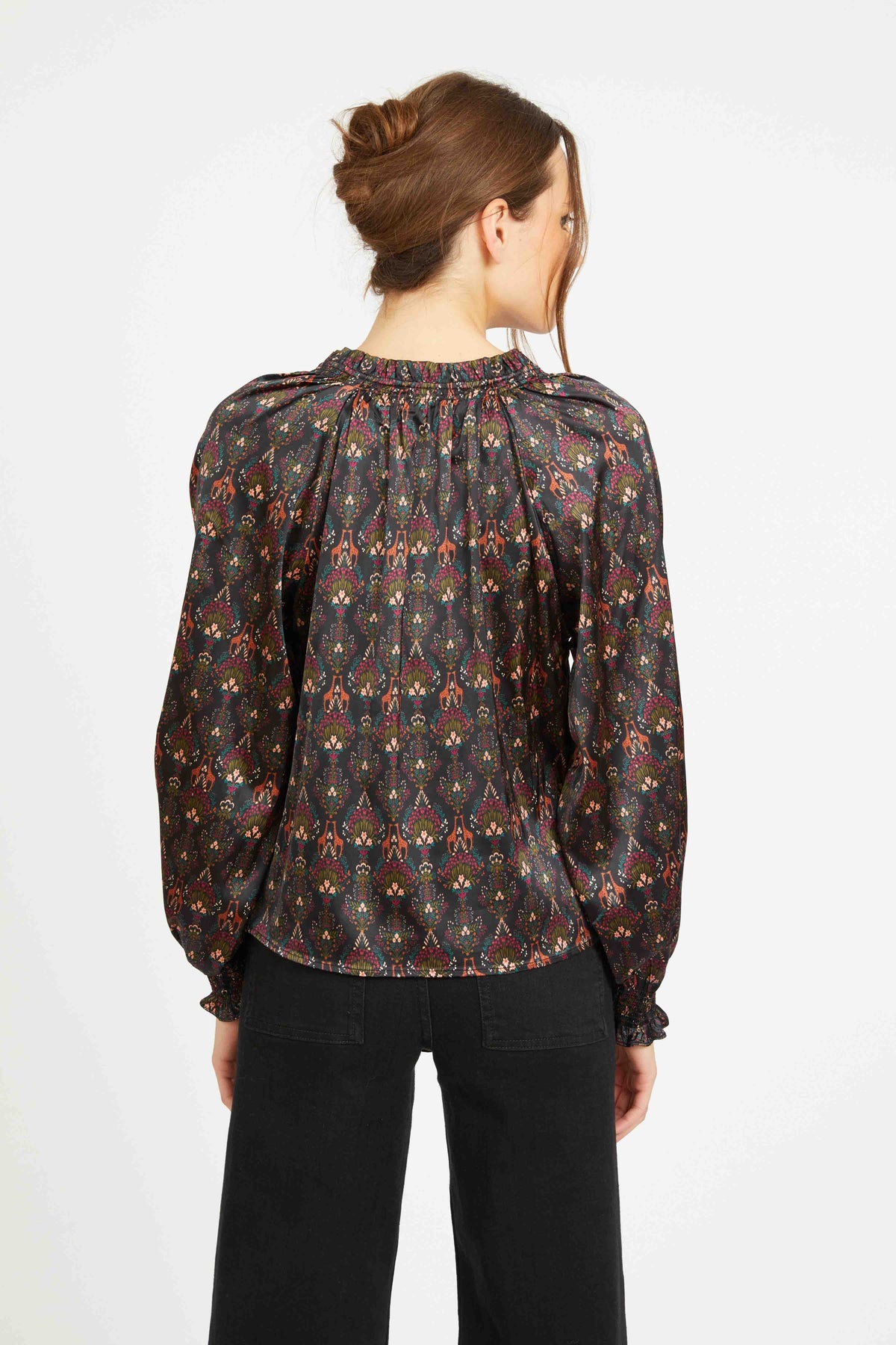 caballero vickie top giraffe bouquet